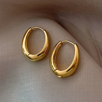 2Pcs New Classic Gold Color Plated Metal Hoop Earrings For Women.